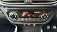 Hyundai i10 1.0 MPi Premium 5dr Petrol Hatchback